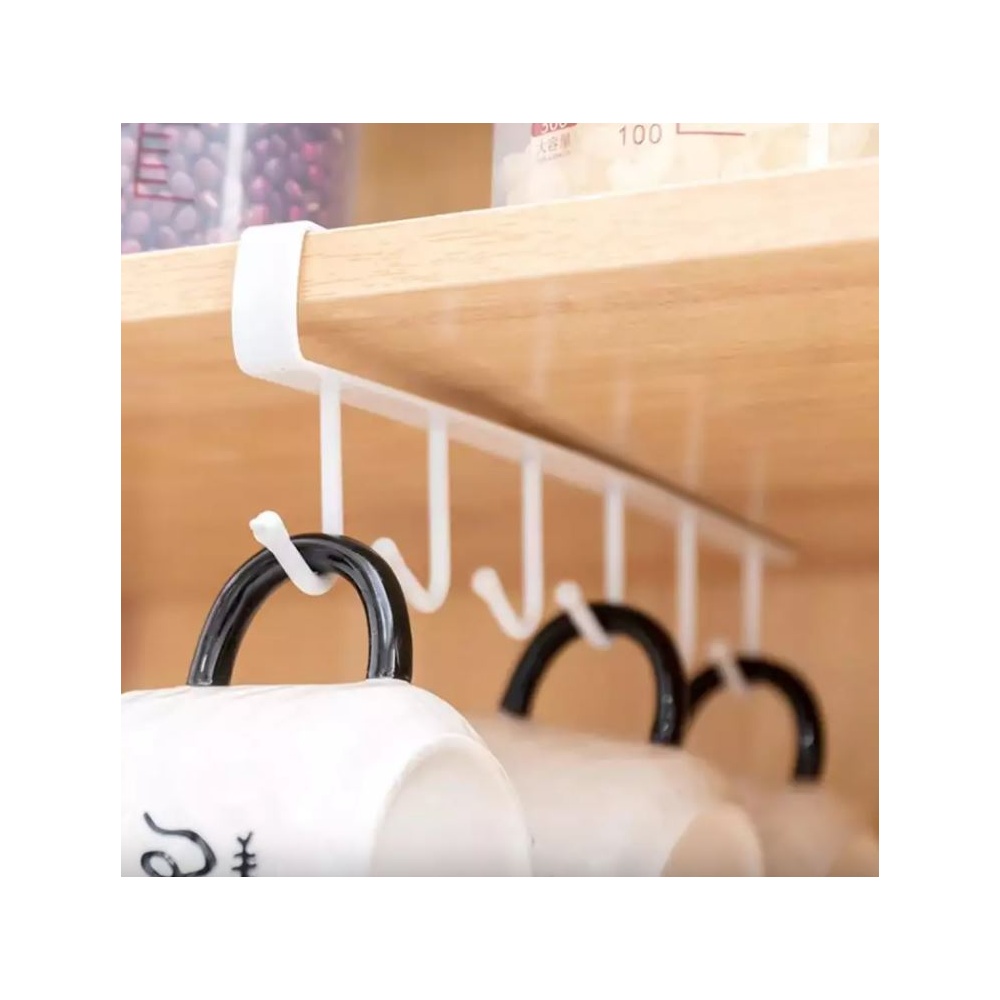 Metallist riiulialune riidepuu 6 konksu