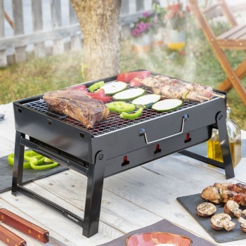 kokkupandav-kaasaskantav-grill-kasutamiseks-koos-soeega-bearbq-innovagoods_309652.jpg