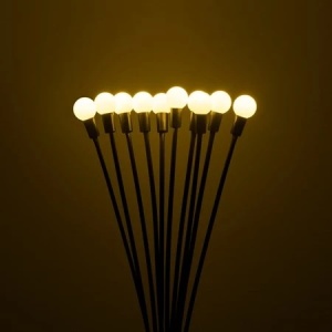 Dekoratiivsed Rebel päikeseenergial töötavad aiavalgustid