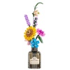 eng_pl_Construction-Blocks-Bouquet-of-Colorful-Flowers-in-a-Vase-387-pcs-26700_3.jpg